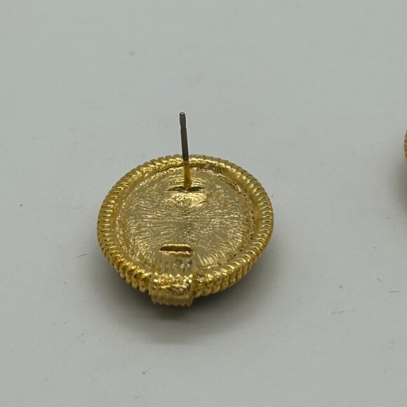 Vintage 80s  Black Acrylic Oval Post Earrings Plymouth New York Gold Rope Border - Picture 12 of 13